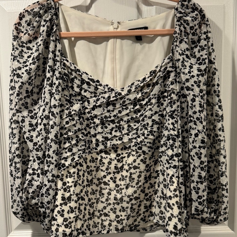 Express Black and White Floral Blouse